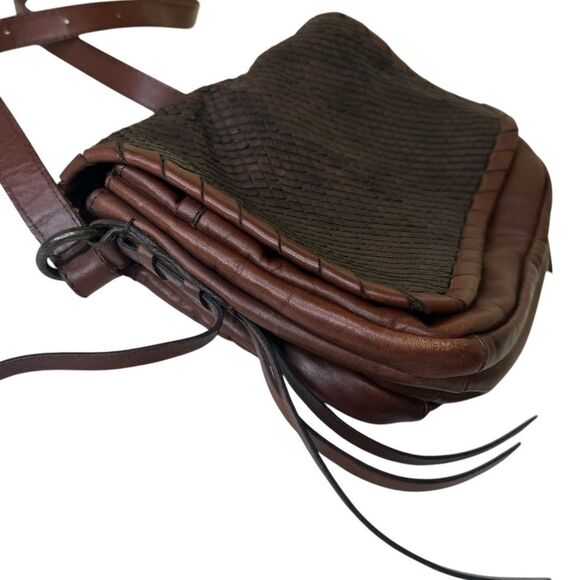 FRYE Layla Flap Saddle Black and Brown Leather Crossbody Bag - Picture 8 of 11